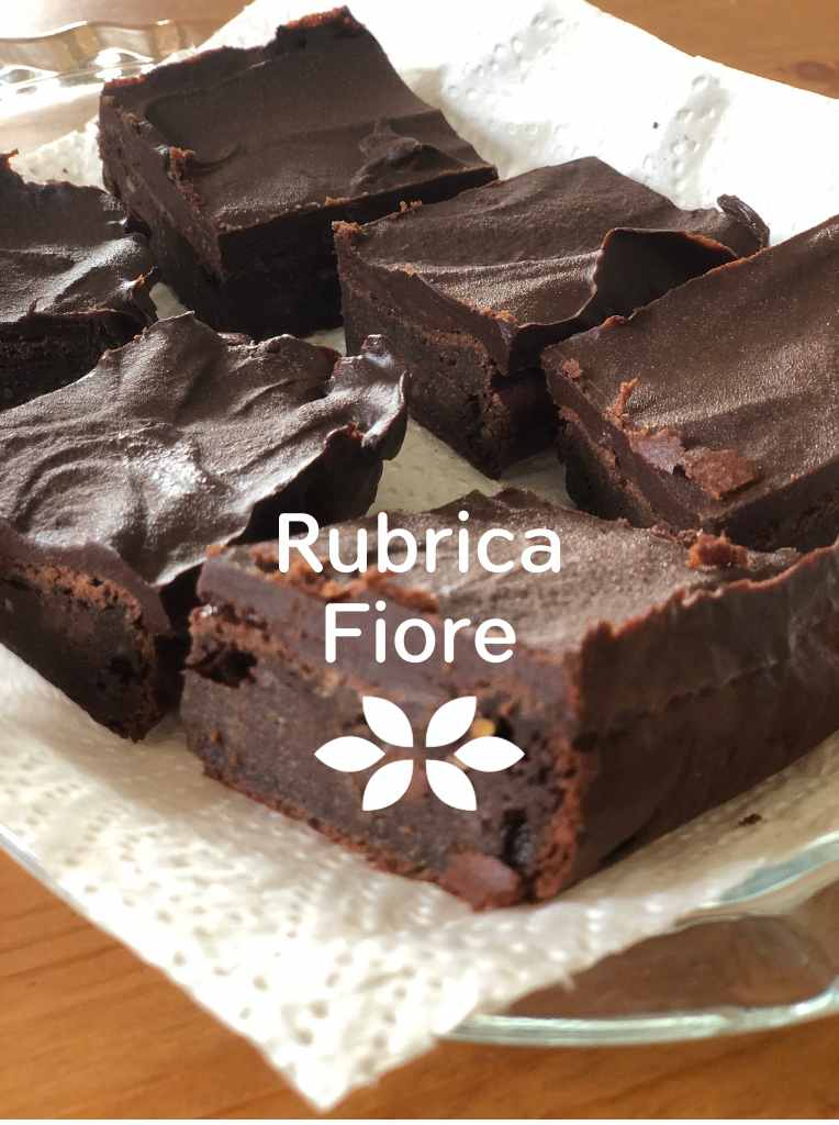 Dolci vegani e salutari con un tocco speciale: scopri i segreti dei dolci proteici e gustosi con Forever Lite Ultra! 7 brownies al cioccolato